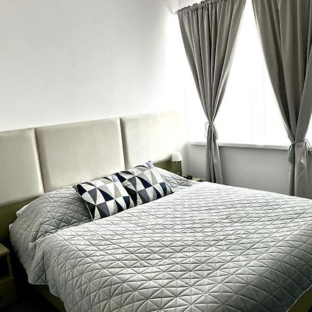 Urban Green Apartment Липтовски-Микулаш Экстерьер фото