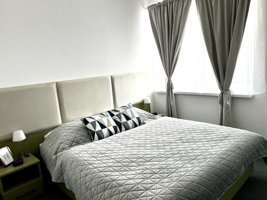 Urban Green Apartment Липтовски-Микулаш Экстерьер фото