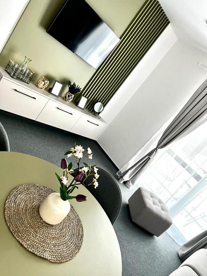 Urban Green Apartment Липтовски-Микулаш Экстерьер фото